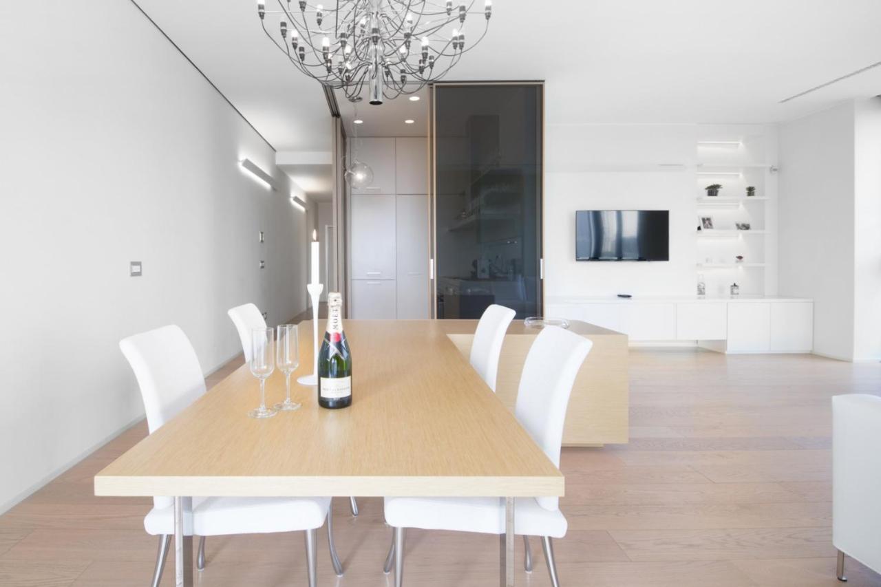 Stylish Elegant Suite In Torre Solaria With Exclusive Milan'S View Ngoại thất bức ảnh